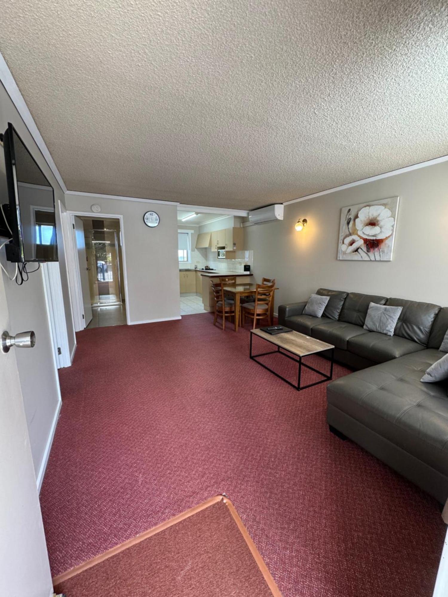 Blue Whale Motor Inn&Apartments Warrnambool Extérieur photo