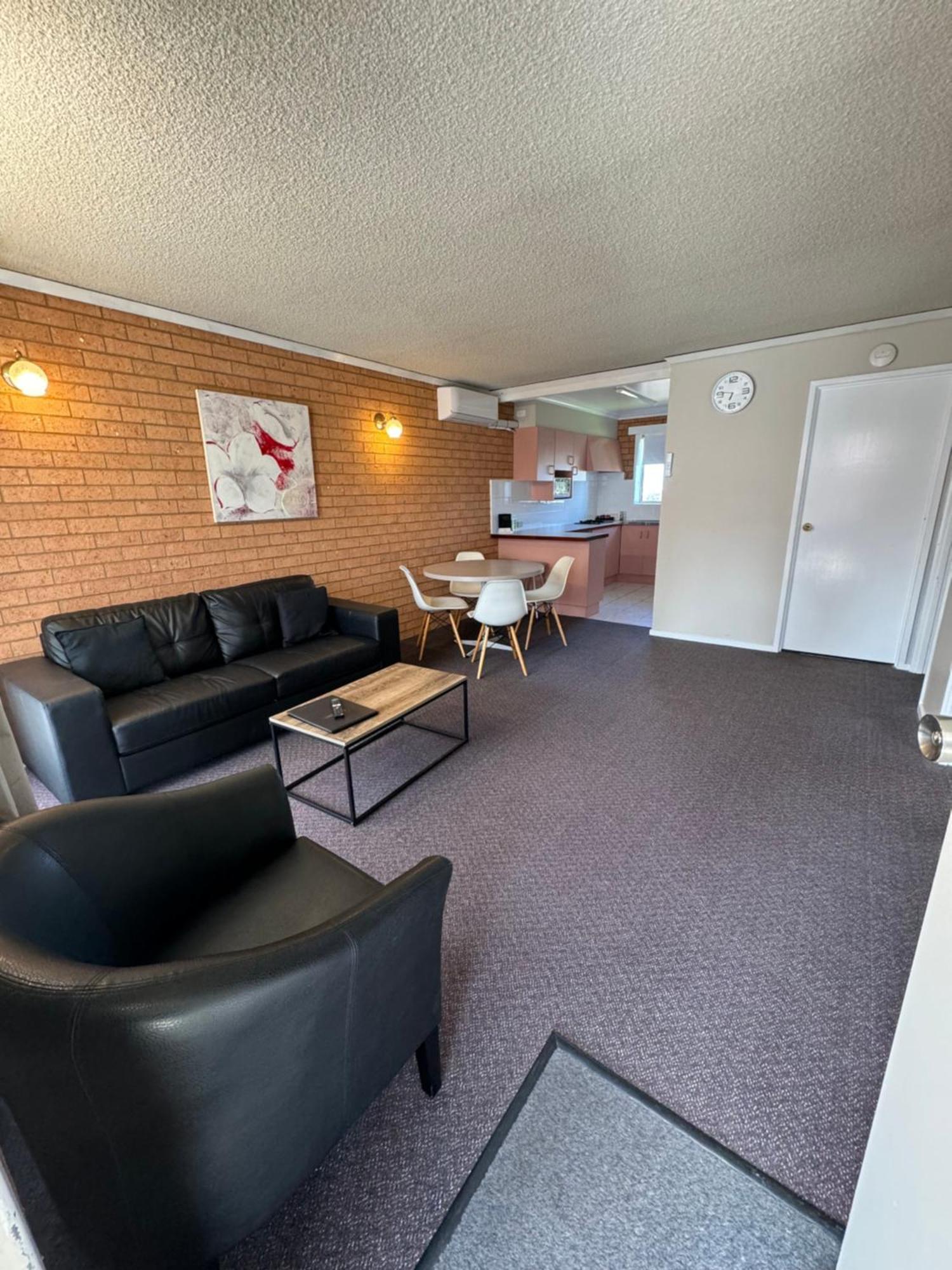 Blue Whale Motor Inn&Apartments Warrnambool Extérieur photo