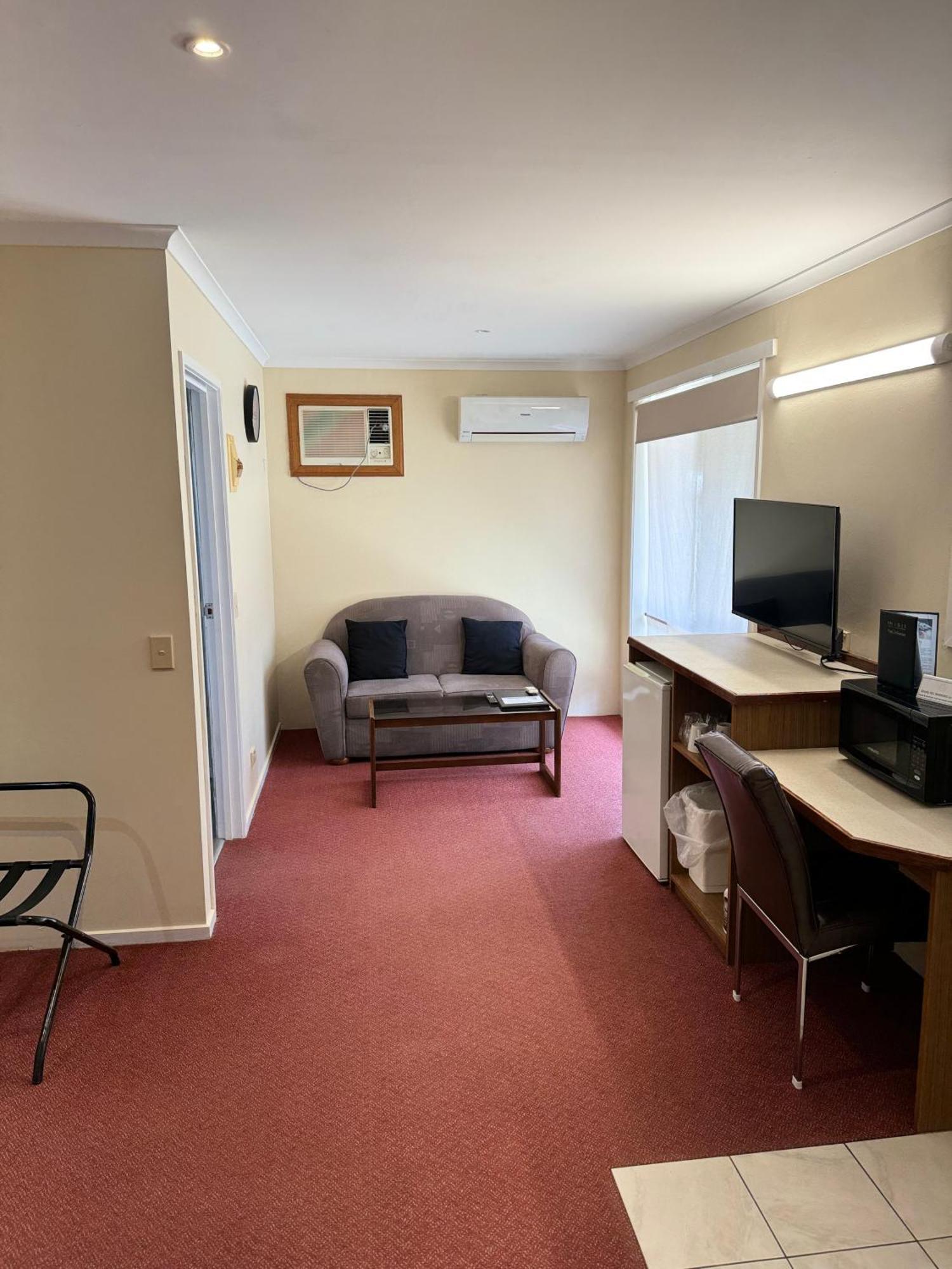 Blue Whale Motor Inn&Apartments Warrnambool Extérieur photo