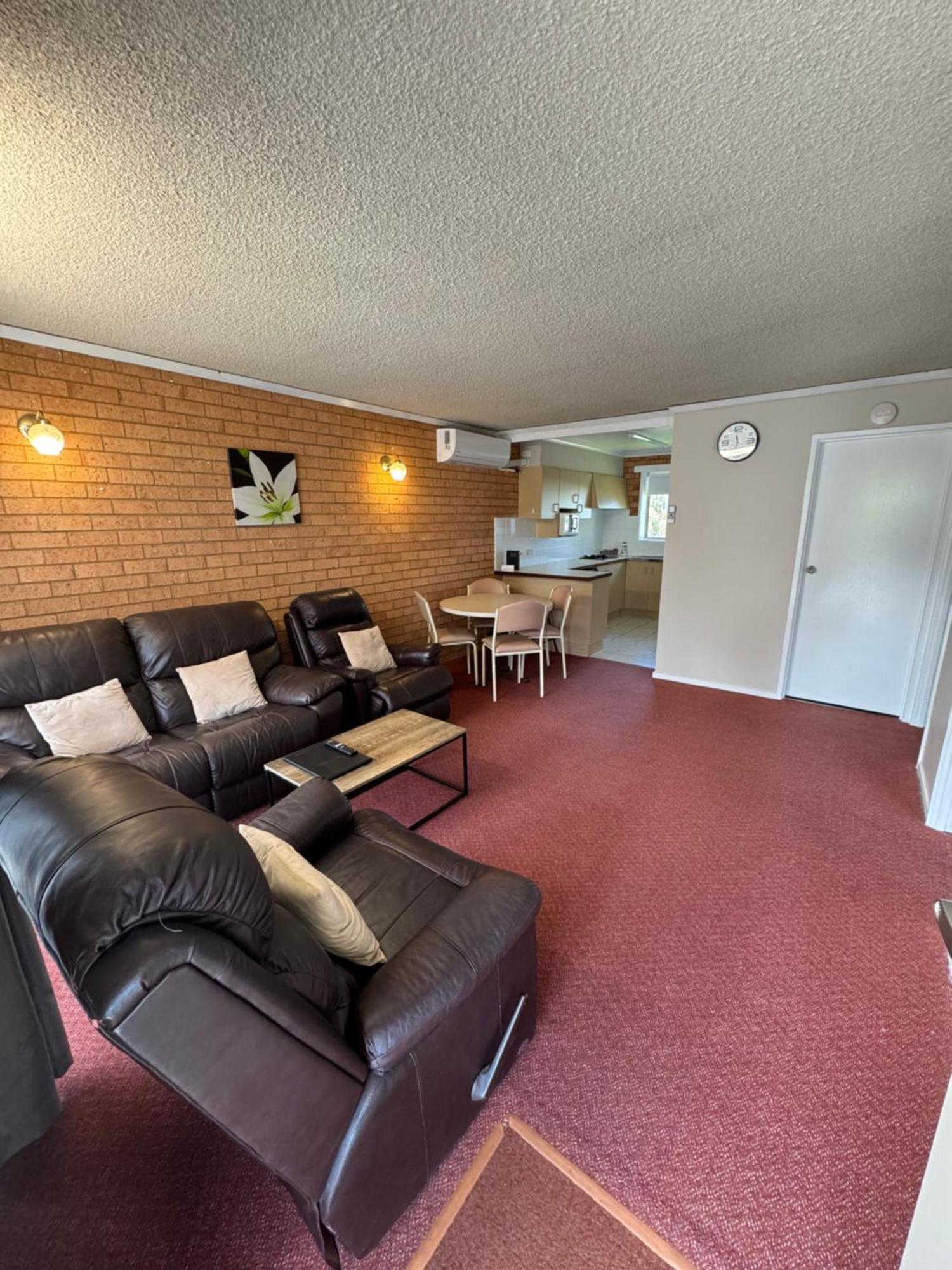 Blue Whale Motor Inn&Apartments Warrnambool Extérieur photo