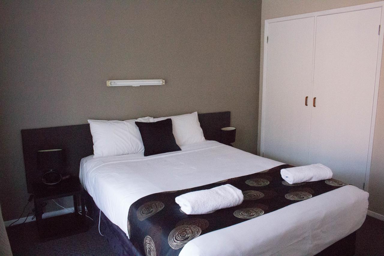 Blue Whale Motor Inn&Apartments Warrnambool Extérieur photo