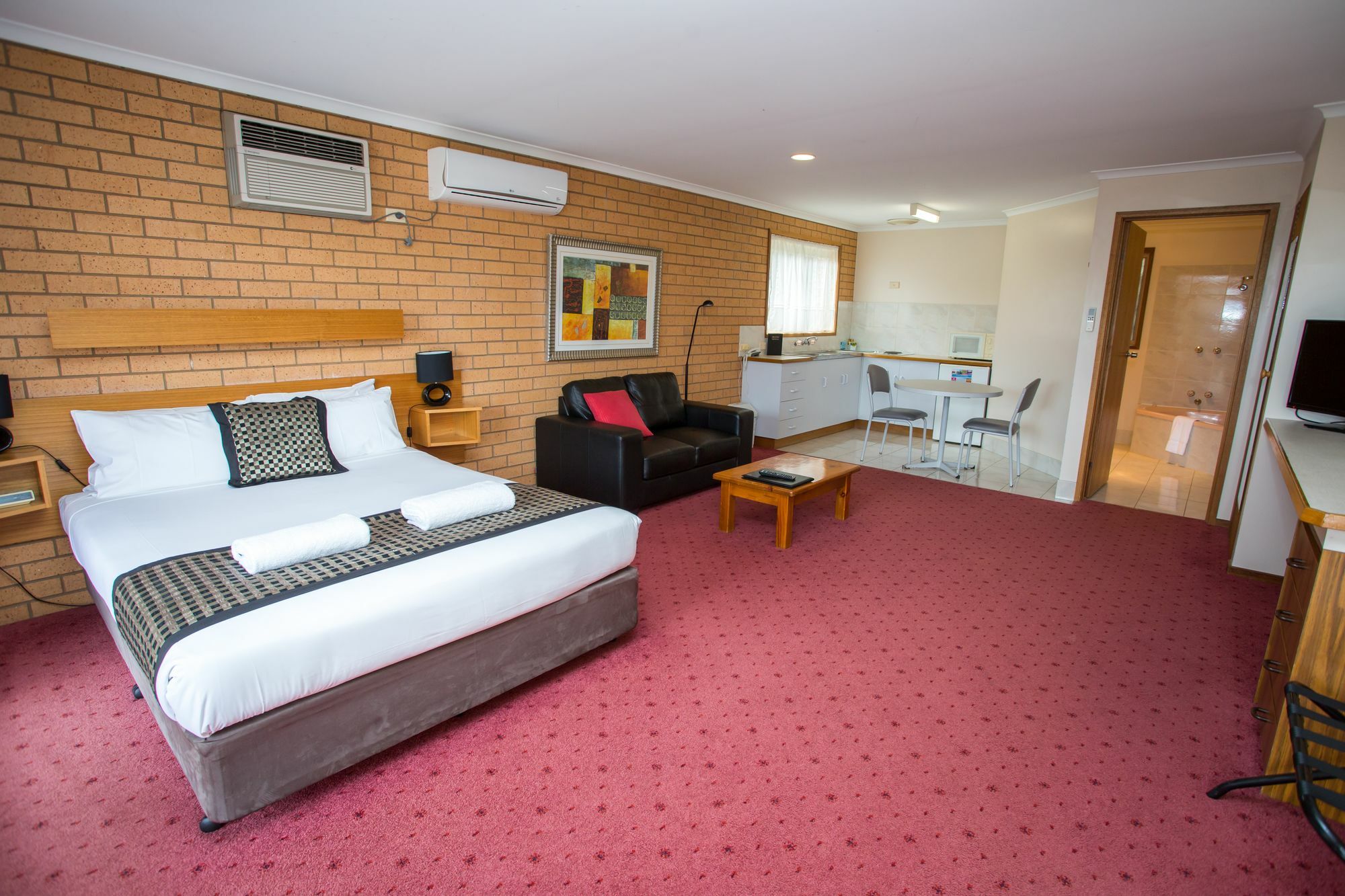 Blue Whale Motor Inn&Apartments Warrnambool Extérieur photo